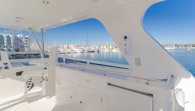 MALOU yacht for sale 38