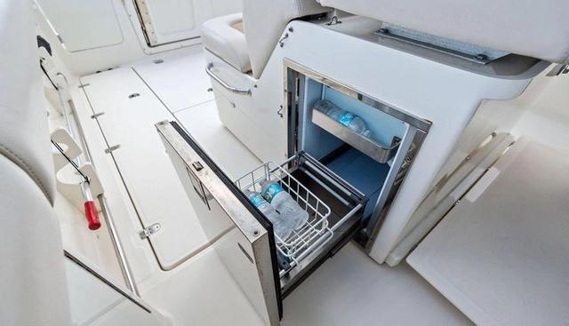 noname yacht for sale 13