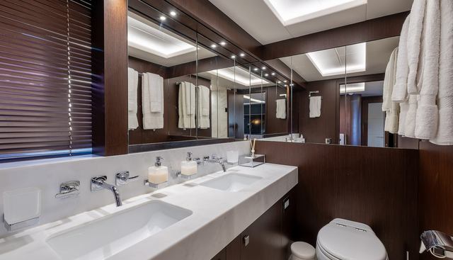 INSOMNIA yacht for sale 24