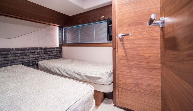 noname yacht for sale 28