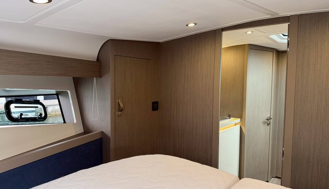 noname yacht for sale 42