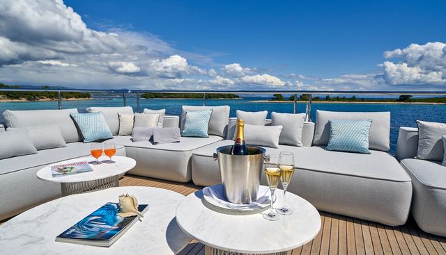 ALUMINIA TOO yacht for sale 25