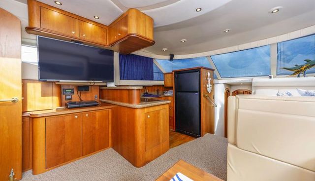 Making Waves yacht for sale 18
