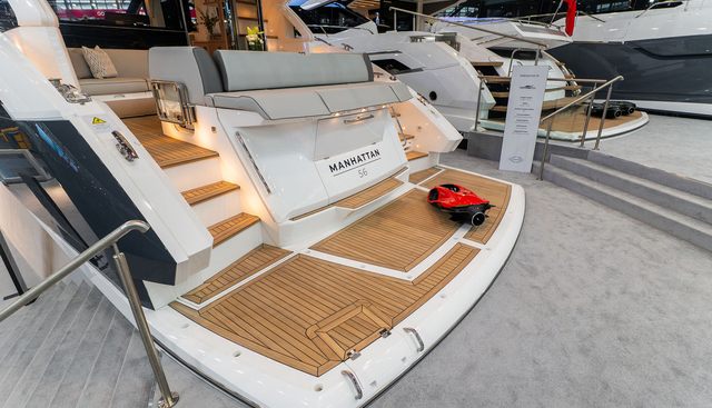 4532656 yacht for sale 14