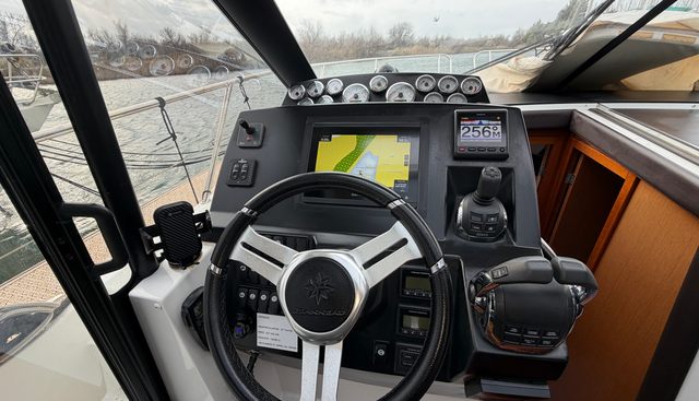 noname yacht for sale 12