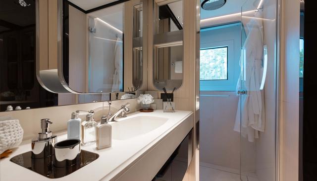 BELLA VITA yacht for sale 13