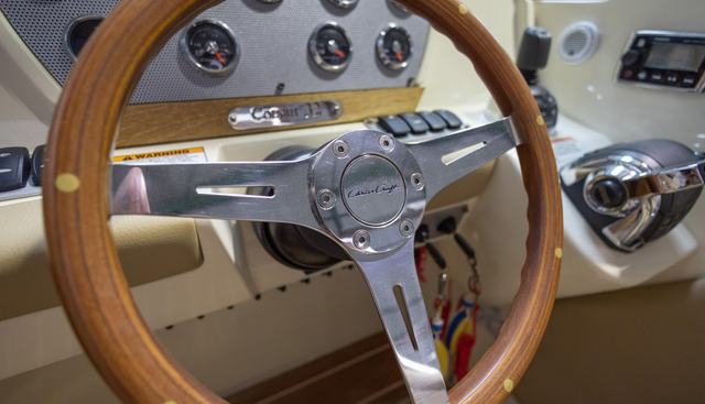 noname yacht for sale 33