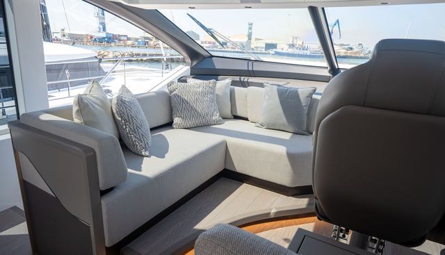 1262475 yacht for sale 23