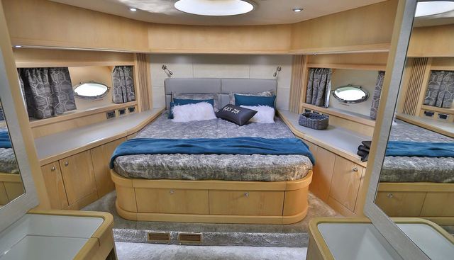 BLACK ZEN yacht for sale 25