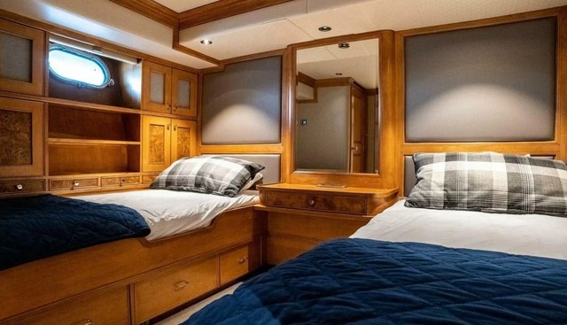 Dozer yacht for sale 43