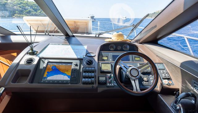 noname yacht for sale 10