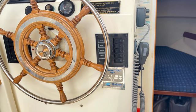 Maid of Erin yacht for sale 29