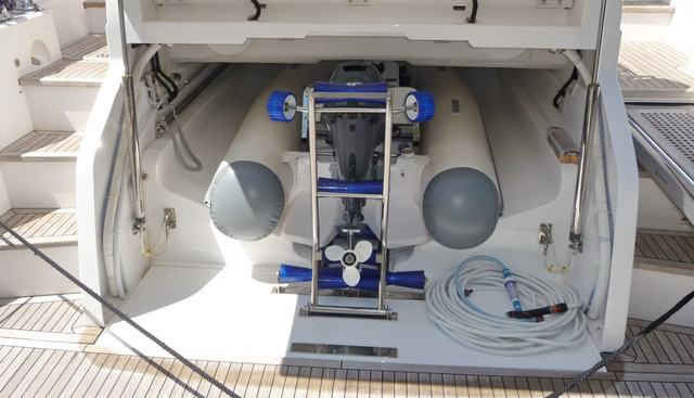 POCO LOCO 4 yacht for sale 28