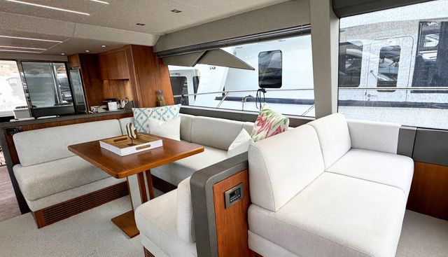 ELU yacht for sale 12