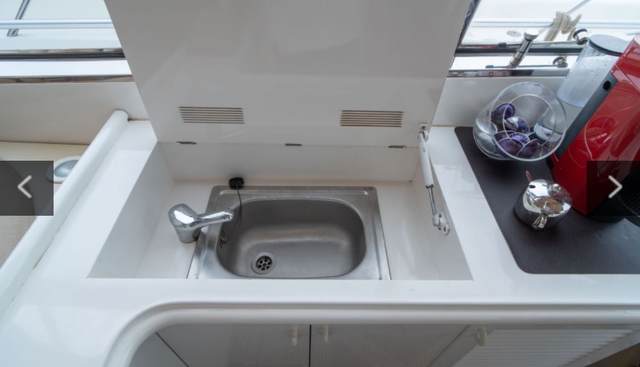 Mar Tina yacht for sale 24