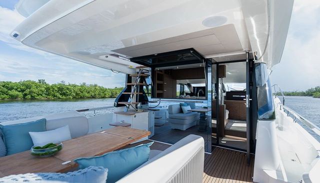 F4.9 yacht for sale 15