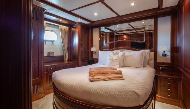 VIRTUE yacht for sale 12