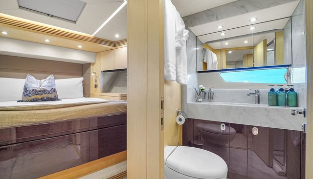 M4 yacht for sale 33