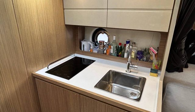 noname yacht for sale 24