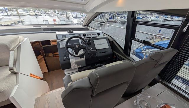 "Best in Class" yacht for sale 10