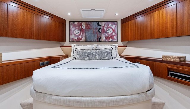 GRIFFIN yacht for sale 22