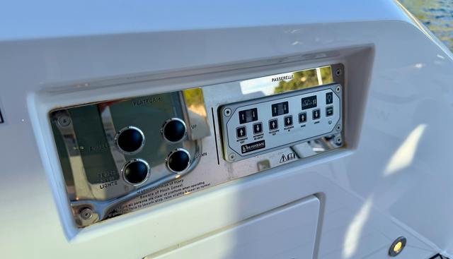 KNOT NAUTI yacht for sale 22