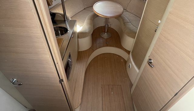 Gin Trap yacht for sale 13