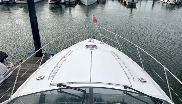 DRAGONFLY yacht for sale 40