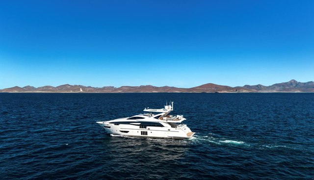 Indigo yacht for sale 37