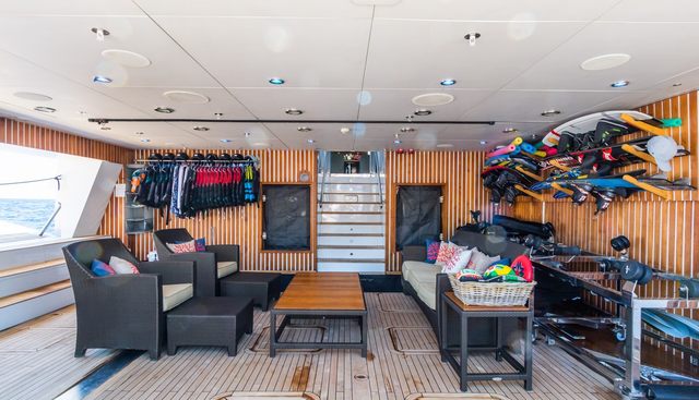 THE WELLESLEY yacht for sale 39