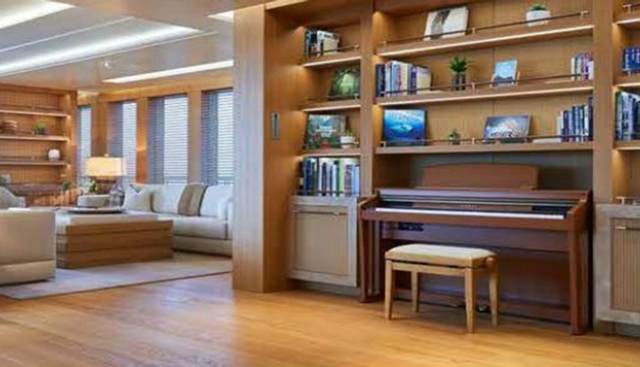 DYTAN yacht for sale 13