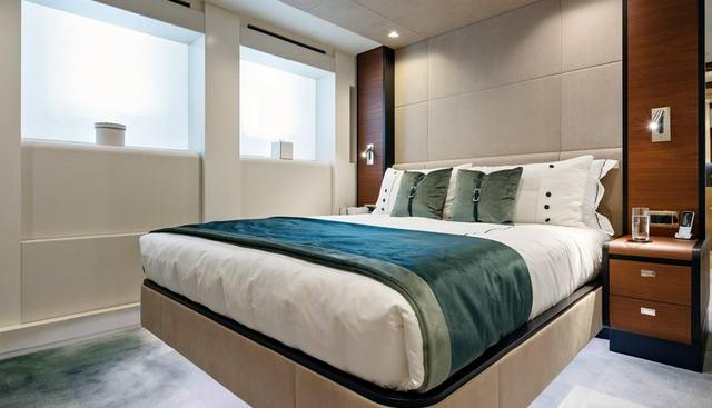 ELA yacht for sale 33