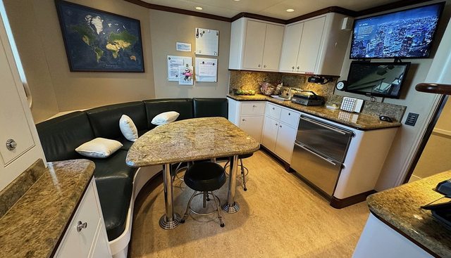 ZEXPLORER yacht for sale 29