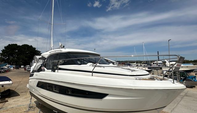 Happy Hour yacht for sale 3