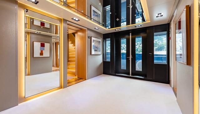 LOON yacht for sale 17