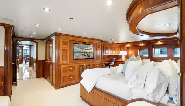 Miss Stephanie yacht for sale 18