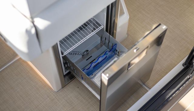 340GTWA-179 yacht for sale 25