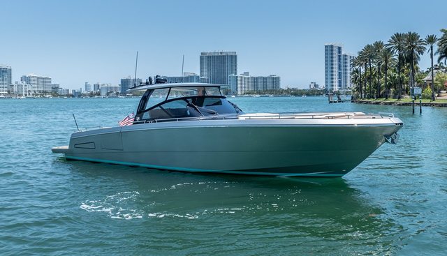 YANINA yacht for sale 8