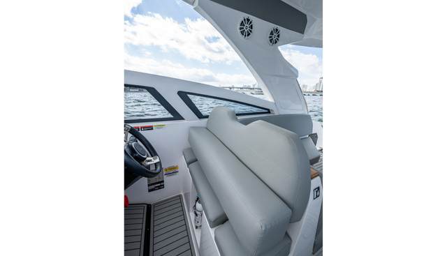 XURU yacht for sale 19