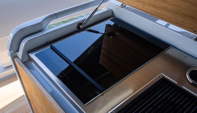 Snack Money yacht for sale 25