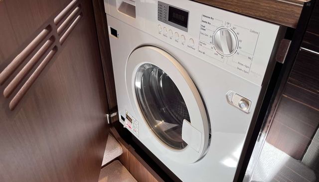 noname yacht for sale 84