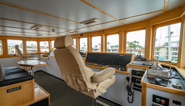 PACIFIC PROVIDER yacht for sale 12