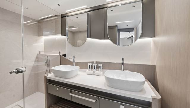 PURA VIDA yacht for sale 18
