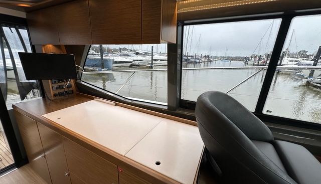 Swysh yacht for sale 24