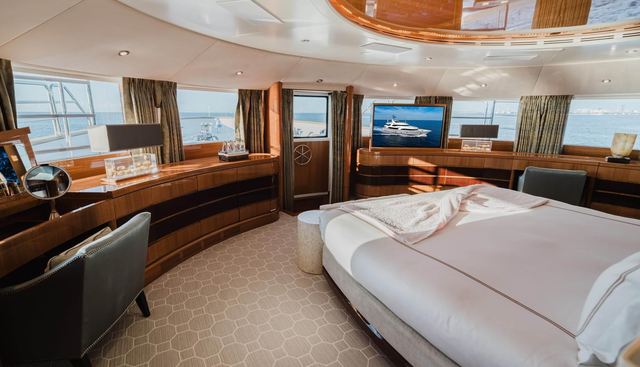 GROOVER yacht for sale 9