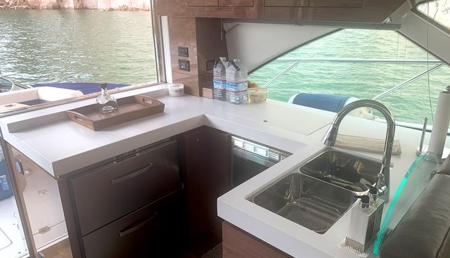POWELL VIE II yacht for sale 7