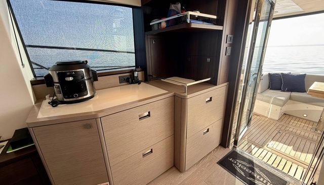 noname yacht for sale 25