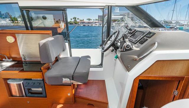 Chasing Daylight yacht for sale 20