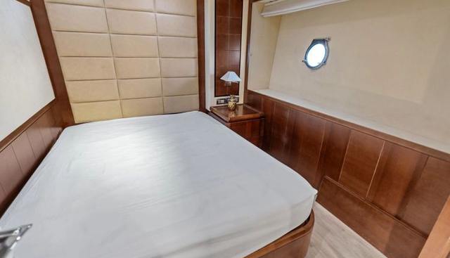 Knot Woke yacht for sale 43