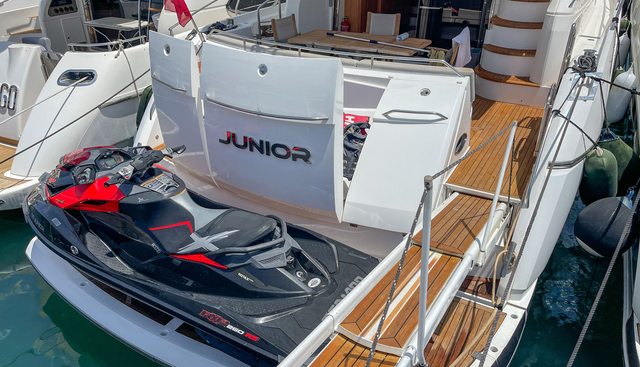 JUNIOR yacht for sale 10